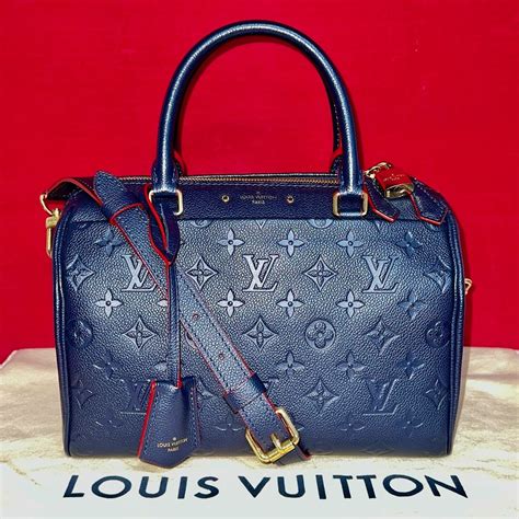 lv speedy 25 bandouliere empreinte review|lv speedy 25 dimensions.